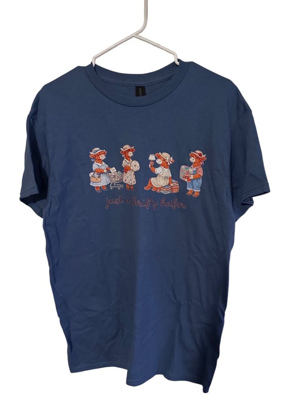 New grapic t-shirt on a gildan tag blue thrifting heifer highland cows size M